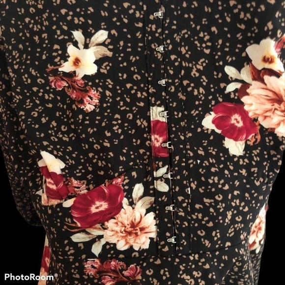 Torrid Floral Chablis 3/4 Corset Crop Blouse Plus 2X/ 18-20 Career Date Night - Picture 5 of 9